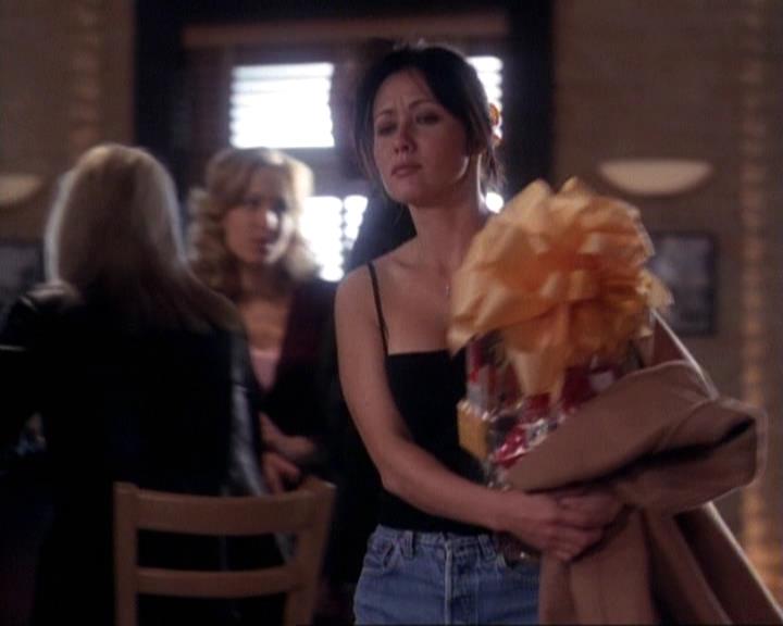 Charmed-Online-dot-net_116WichPrueIsItAnyway2324.jpg Charmed-Online-dot-net_116WichPrueIsItAnyway2324.jpg