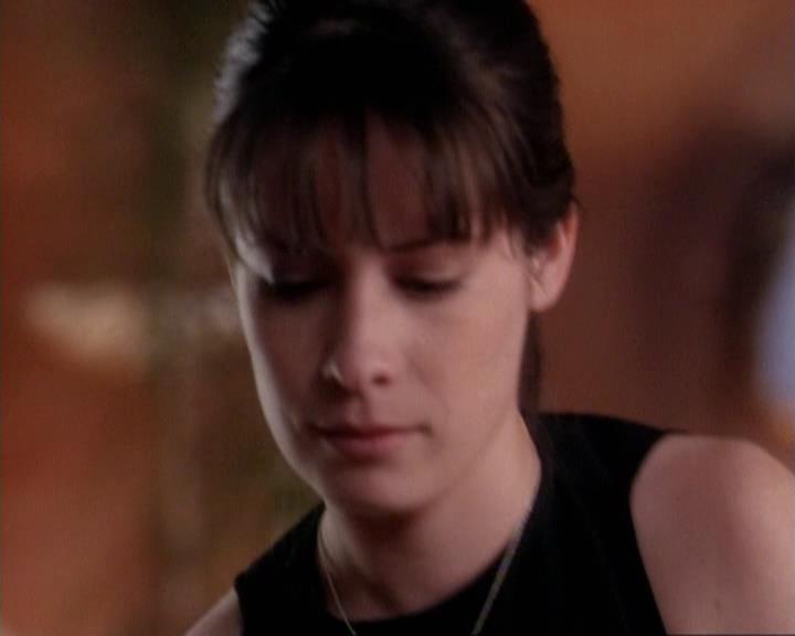 Charmed-Online-dot-net_116WichPrueIsItAnyway2328.jpg Charmed-Online-dot-net_116WichPrueIsItAnyway2328.jpg