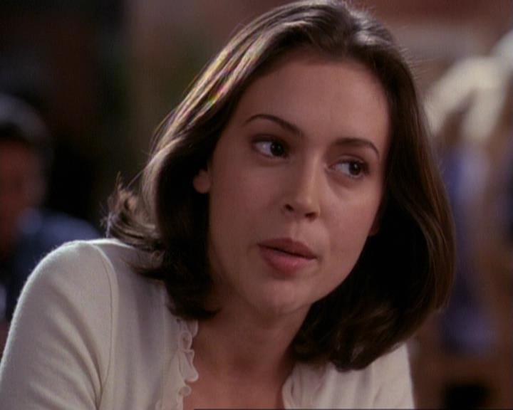 Charmed-Online-dot-net_116WichPrueIsItAnyway2347.jpg Charmed-Online-dot-net_116WichPrueIsItAnyway2347.jpg