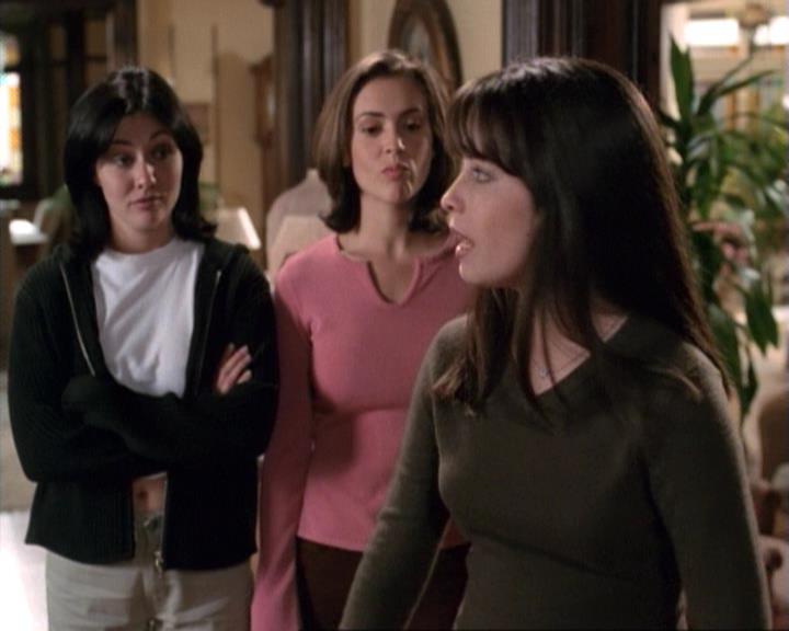 Charmed-Online-dot-net_117That70sEpisode0091.jpg