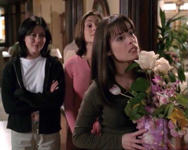 Charmed-Online-dot-net_117That70sEpisode0111.jpg