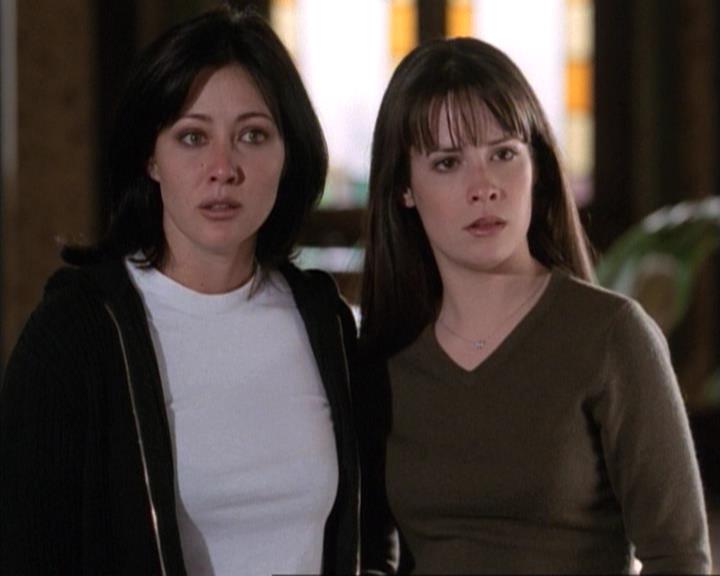 Charmed-Online-dot-net_117That70sEpisode0147.jpg