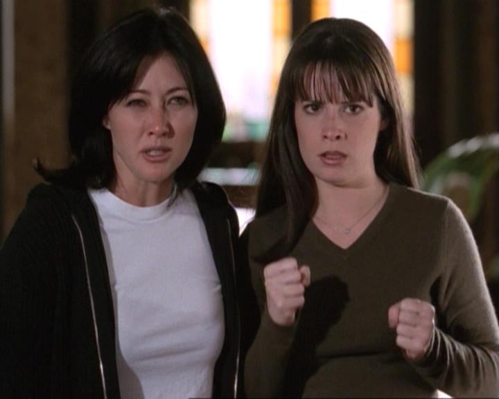Charmed-Online-dot-net_117That70sEpisode0168.jpg