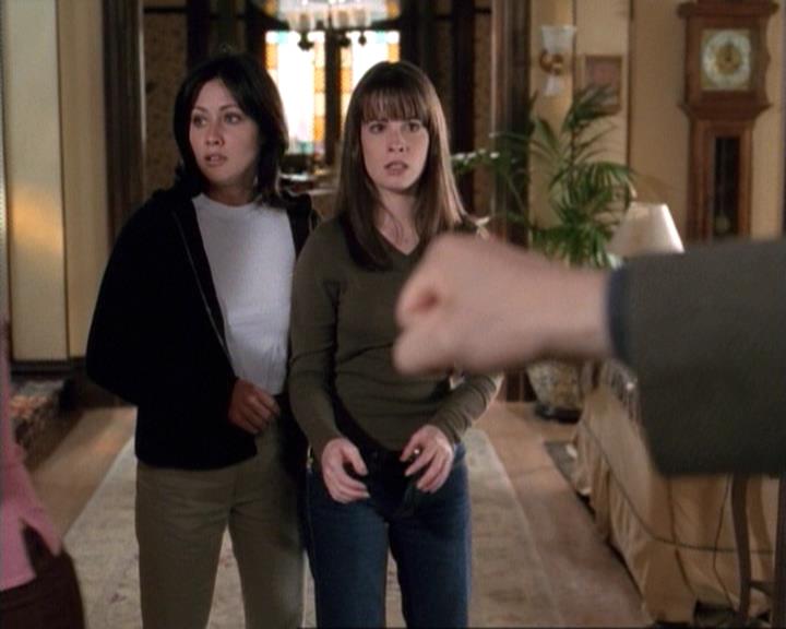 Charmed-Online-dot-net_117That70sEpisode0177.jpg