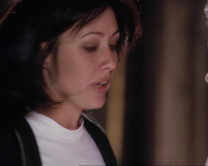 Charmed-Online-dot-net_117That70sEpisode0204.jpg