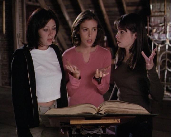 Charmed-Online-dot-net_117That70sEpisode0223.jpg