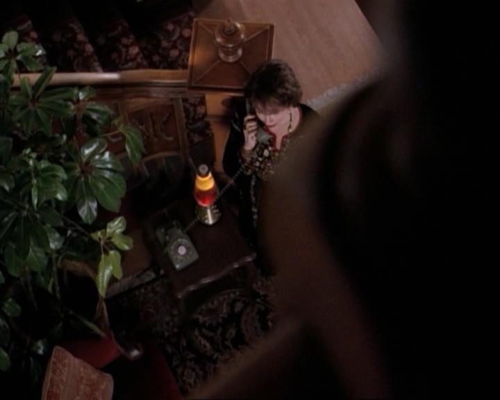 Charmed-Online-dot-net_117That70sEpisode0249.jpg