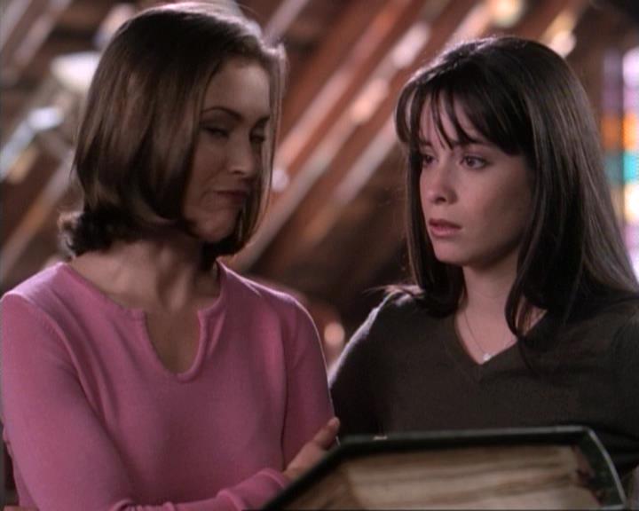 Charmed-Online-dot-net_117That70sEpisode0443.jpg