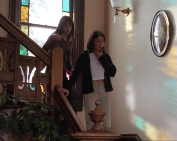 Charmed-Online-dot-net_117That70sEpisode0511.jpg