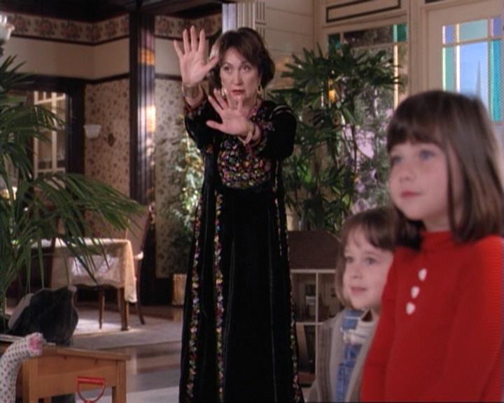 Charmed-Online-dot-net_117That70sEpisode0564.jpg Charmed-Online-dot-net_117That70sEpisode0564.jpg