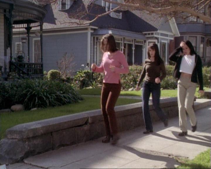 Charmed-Online-dot-net_117That70sEpisode0583.jpg Charmed-Online-dot-net_117That70sEpisode0583.jpg