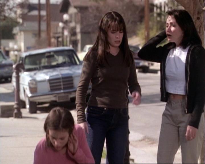 Charmed-Online-dot-net_117That70sEpisode0585.jpg Charmed-Online-dot-net_117That70sEpisode0585.jpg