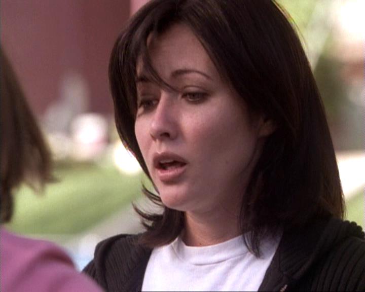 Charmed-Online-dot-net_117That70sEpisode0612.jpg Charmed-Online-dot-net_117That70sEpisode0612.jpg