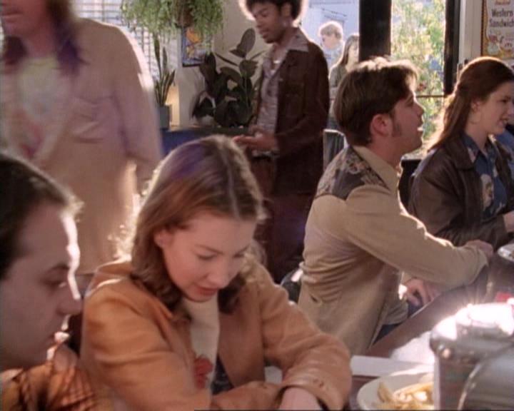 Charmed-Online-dot-net_117That70sEpisode0656.jpg Charmed-Online-dot-net_117That70sEpisode0656.jpg