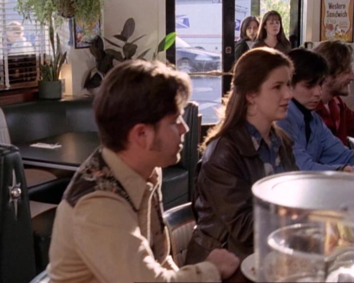 Charmed-Online-dot-net_117That70sEpisode0658.jpg Charmed-Online-dot-net_117That70sEpisode0658.jpg