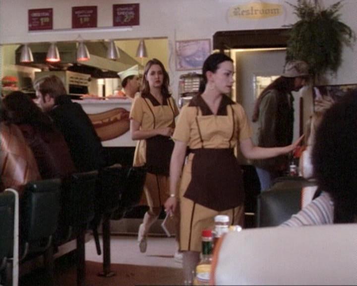 Charmed-Online-dot-net_117That70sEpisode0671.jpg Charmed-Online-dot-net_117That70sEpisode0671.jpg