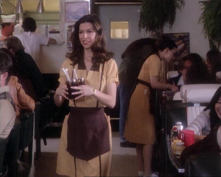 Charmed-Online-dot-net_117That70sEpisode0686.jpg Charmed-Online-dot-net_117That70sEpisode0686.jpg