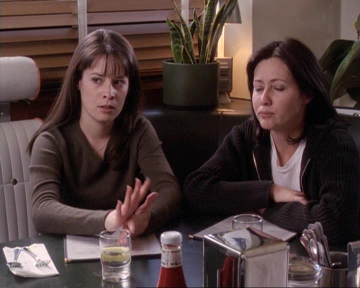 Charmed-Online-dot-net_117That70sEpisode0742.jpg Charmed-Online-dot-net_117That70sEpisode0742.jpg