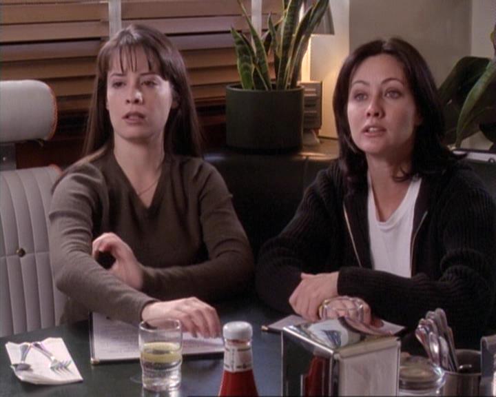 Charmed-Online-dot-net_117That70sEpisode0752.jpg Charmed-Online-dot-net_117That70sEpisode0752.jpg