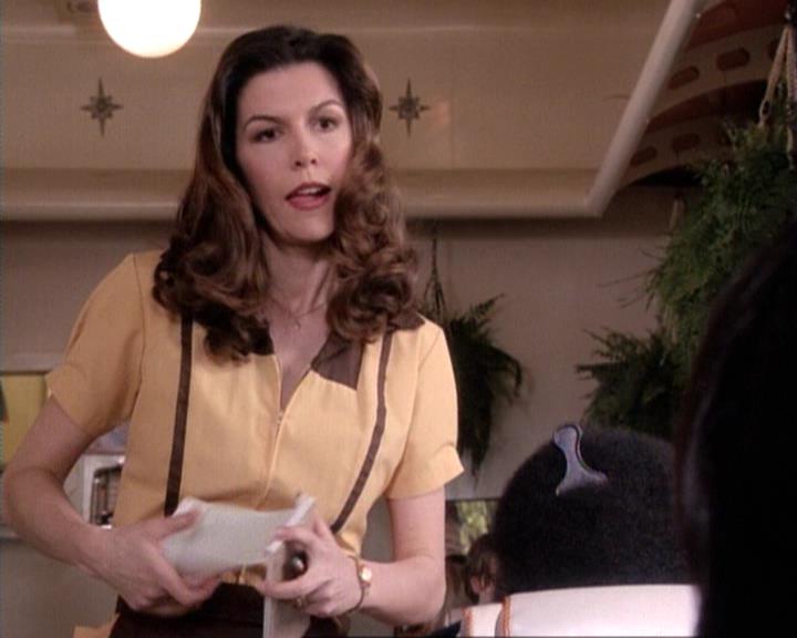 Charmed-Online-dot-net_117That70sEpisode0756.jpg Charmed-Online-dot-net_117That70sEpisode0756.jpg