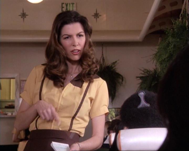 Charmed-Online-dot-net_117That70sEpisode0786.jpg Charmed-Online-dot-net_117That70sEpisode0786.jpg
