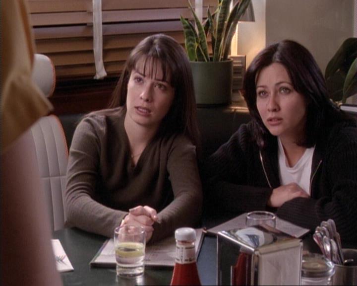 Charmed-Online-dot-net_117That70sEpisode0845.jpg