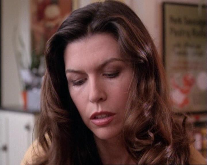 Charmed-Online-dot-net_117That70sEpisode0901.jpg