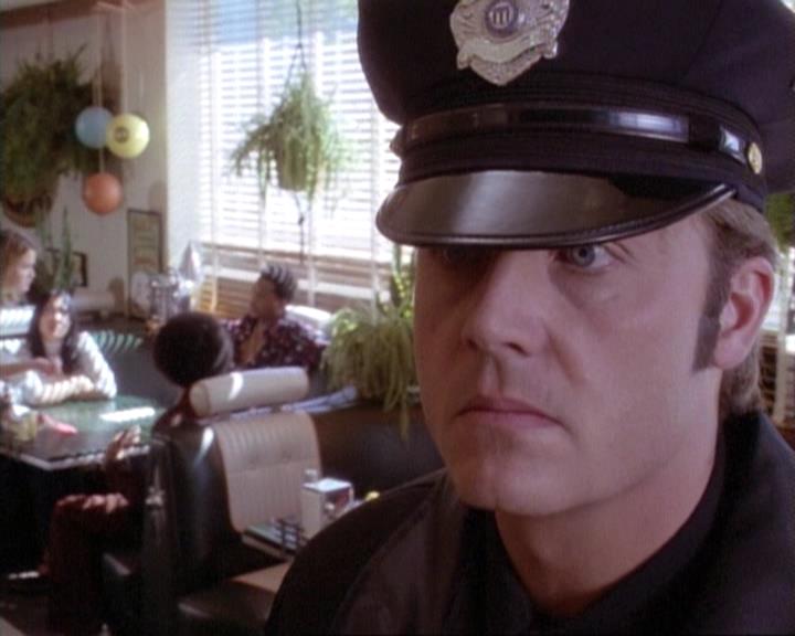 Charmed-Online-dot-net_117That70sEpisode1003.jpg Charmed-Online-dot-net_117That70sEpisode1003.jpg