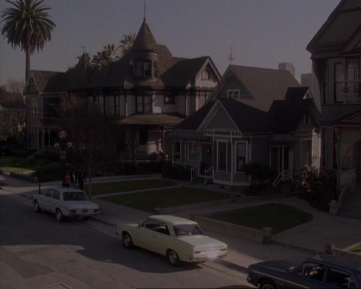 Charmed-Online-dot-net_117That70sEpisode1007.jpg Charmed-Online-dot-net_117That70sEpisode1007.jpg