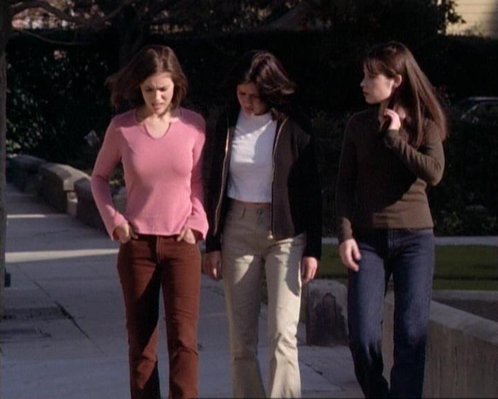 Charmed-Online-dot-net_117That70sEpisode1020.jpg Charmed-Online-dot-net_117That70sEpisode1020.jpg