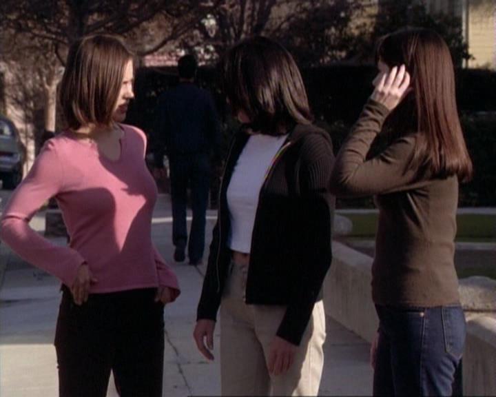 Charmed-Online-dot-net_117That70sEpisode1031.jpg Charmed-Online-dot-net_117That70sEpisode1031.jpg