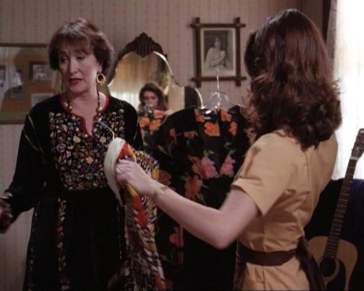 Charmed-Online-dot-net_117That70sEpisode1144.jpg
