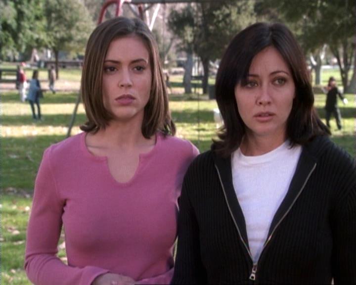 Charmed-Online-dot-net_117That70sEpisode1394.jpg Charmed-Online-dot-net_117That70sEpisode1394.jpg