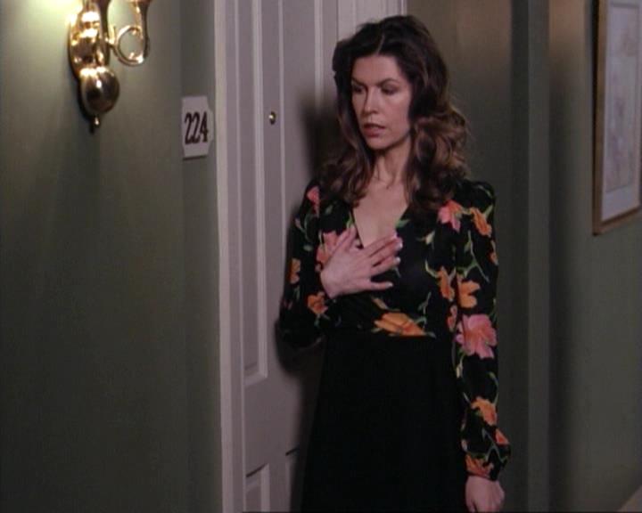 Charmed-Online-dot-net_117That70sEpisode1403.jpg Charmed-Online-dot-net_117That70sEpisode1403.jpg