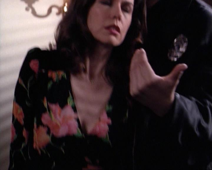 Charmed-Online-dot-net_117That70sEpisode1462.jpg Charmed-Online-dot-net_117That70sEpisode1462.jpg