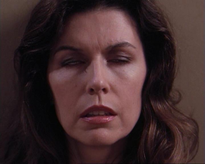 Charmed-Online-dot-net_117That70sEpisode1516.jpg Charmed-Online-dot-net_117That70sEpisode1516.jpg