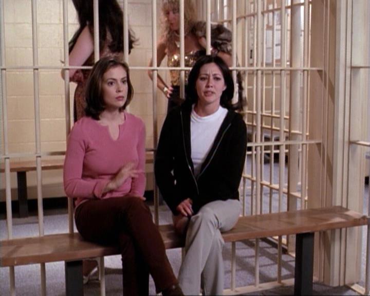 Charmed-Online-dot-net_117That70sEpisode1523.jpg Charmed-Online-dot-net_117That70sEpisode1523.jpg