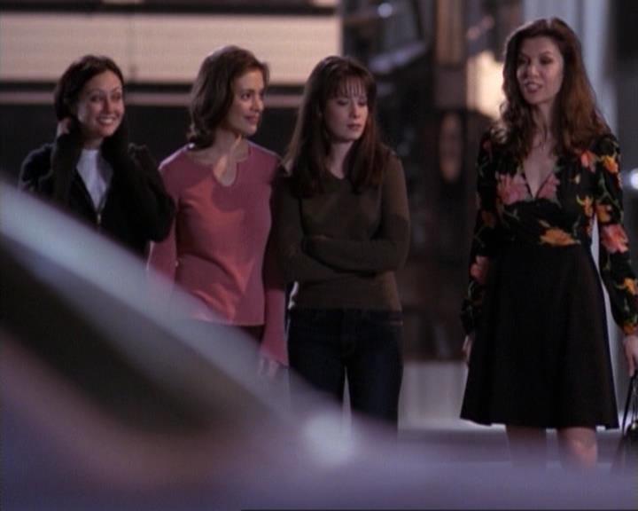 Charmed-Online-dot-net_117That70sEpisode1581.jpg Charmed-Online-dot-net_117That70sEpisode1581.jpg