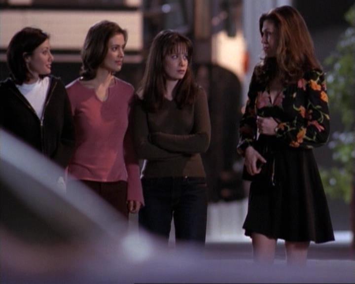 Charmed-Online-dot-net_117That70sEpisode1583.jpg Charmed-Online-dot-net_117That70sEpisode1583.jpg