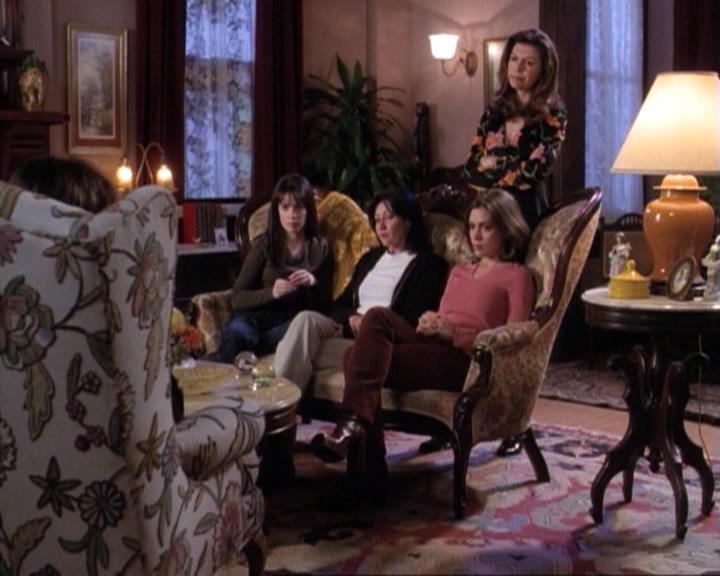 Charmed-Online-dot-net_117That70sEpisode1710.jpg Charmed-Online-dot-net_117That70sEpisode1710.jpg