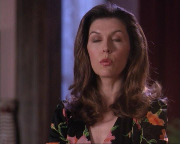 Charmed-Online-dot-net_117That70sEpisode1713.jpg Charmed-Online-dot-net_117That70sEpisode1713.jpg