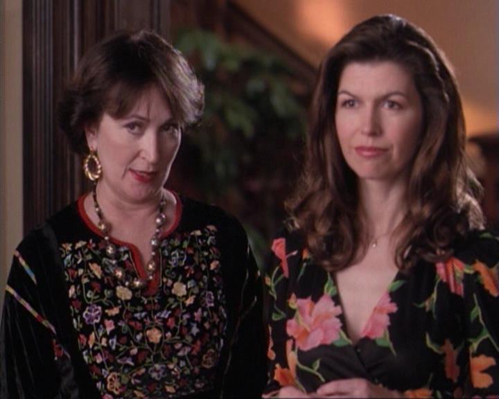 Charmed-Online-dot-net_117That70sEpisode1909.jpg Charmed-Online-dot-net_117That70sEpisode1909.jpg