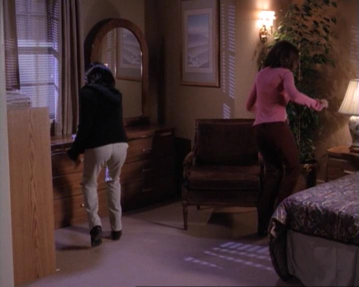 Charmed-Online-dot-net_117That70sEpisode1951.jpg Charmed-Online-dot-net_117That70sEpisode1951.jpg