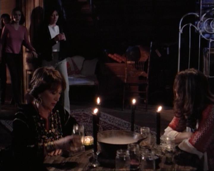 Charmed-Online-dot-net_117That70sEpisode1970.jpg Charmed-Online-dot-net_117That70sEpisode1970.jpg