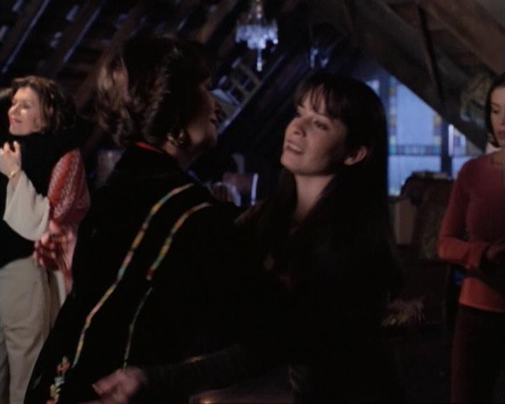 Charmed-Online-dot-net_117That70sEpisode1999.jpg