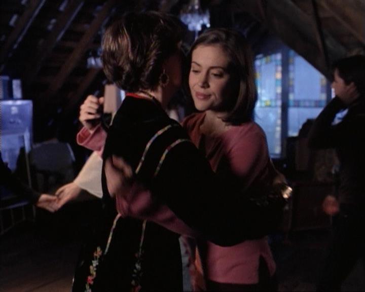 Charmed-Online-dot-net_117That70sEpisode2005.jpg