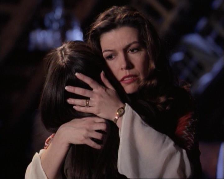 Charmed-Online-dot-net_117That70sEpisode2007.jpg