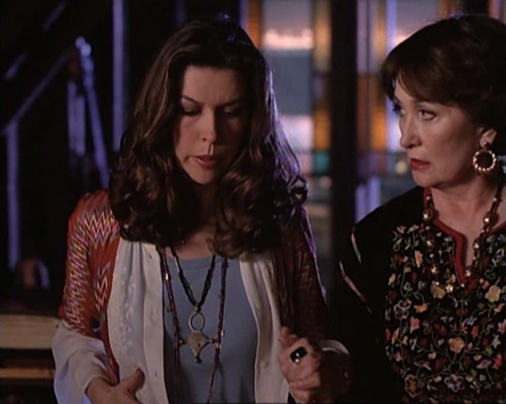 Charmed-Online-dot-net_117That70sEpisode2045.jpg