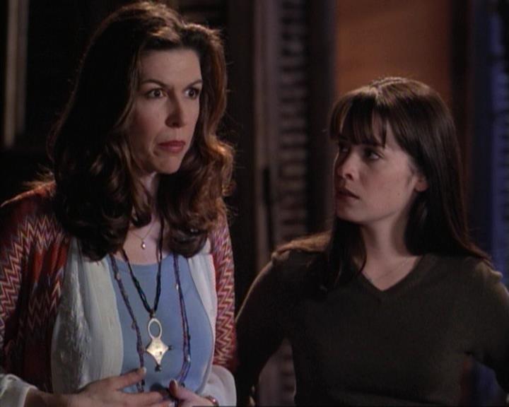 Charmed-Online-dot-net_117That70sEpisode2130.jpg Charmed-Online-dot-net_117That70sEpisode2130.jpg