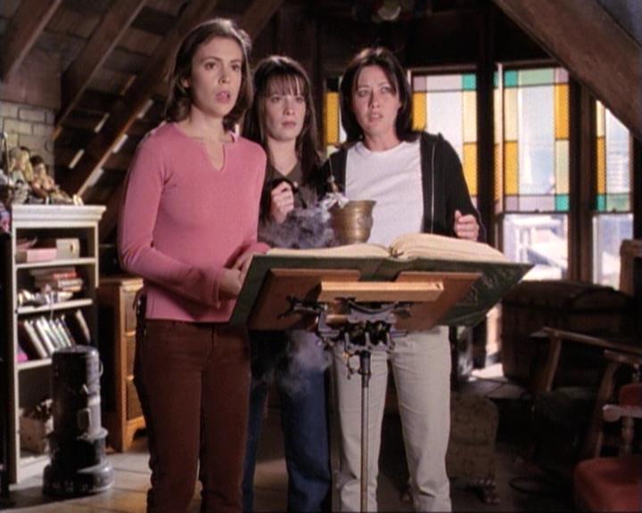 Charmed-Online-dot-net_117That70sEpisode2314.jpg